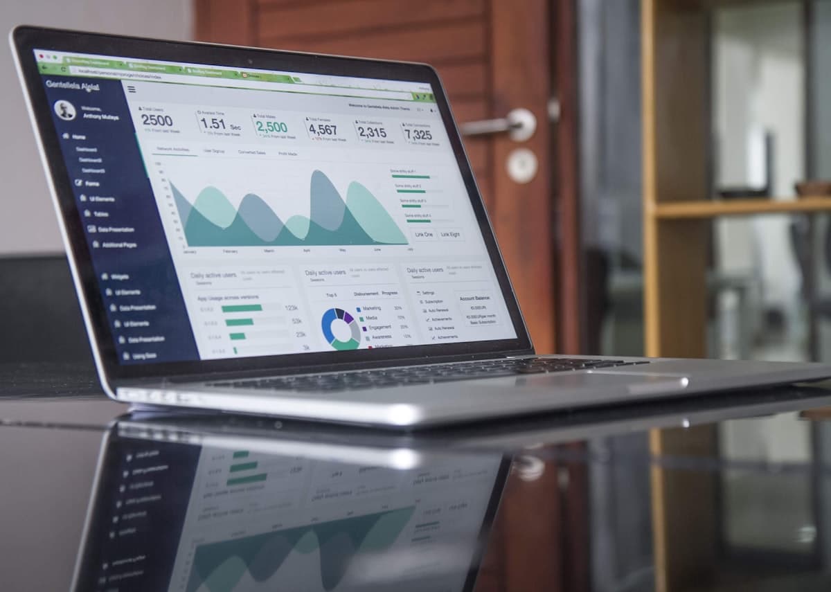 Worth Reading Digital Marketing Guides: A Practical Starter Pack